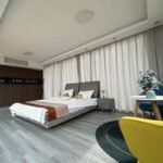 Hot Insulation Prefab 20ft Pre Built Capsule Container Houses