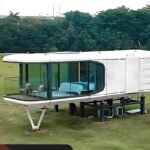 Wind Resistance Waterproof Space Capsule House Garden Prefabricated Homes